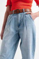 Q2 - Original High Rise Relaxed Jeans With Pleat Front in Bleach Wash