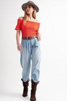 Q2 - Original High Rise Relaxed Jeans With Pleat Front in Bleach Wash